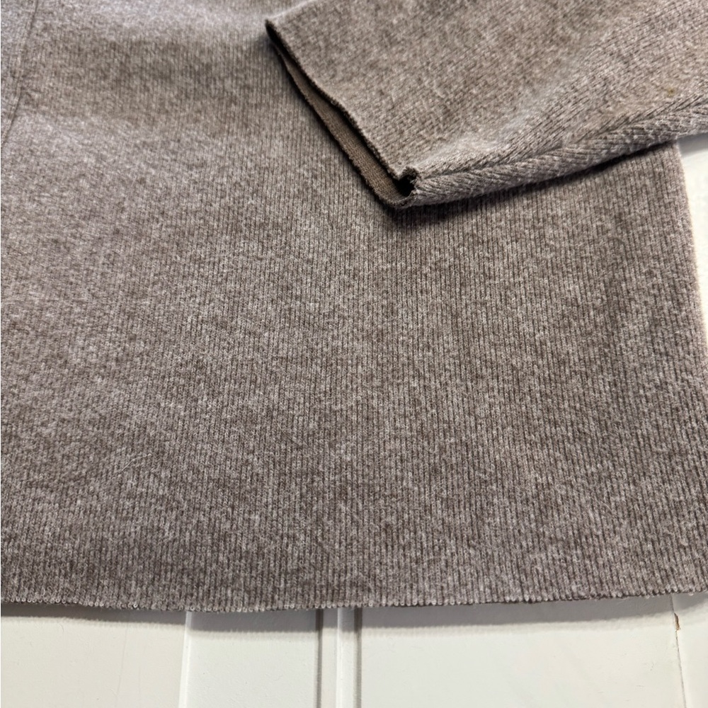 Zara Raw Hem Raw Sleeve Brown Soft Sweater Size Small S - Picture 5 of 5